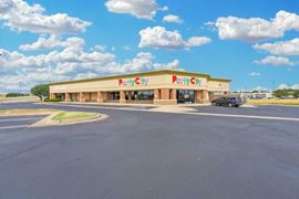 W. Kellogg Retail Building