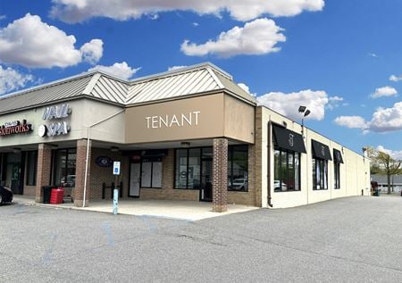 Retail space for Rent at 291-301 Clay Pitts Road in east northport