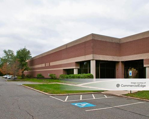 Forest Park Corporate Center - 1228 Forest Pkwy