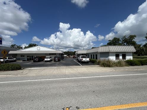 Materials/Lumber Facility on 5.6 Acres