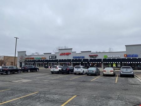 Retail space for Rent at 100 E Golf Rd in Schaumburg