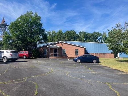 Industrial space for Rent at 240 NW Industrial Blvd in Macon