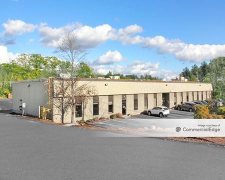 Office space for Rent at 12 Manor Pkwy in Salem