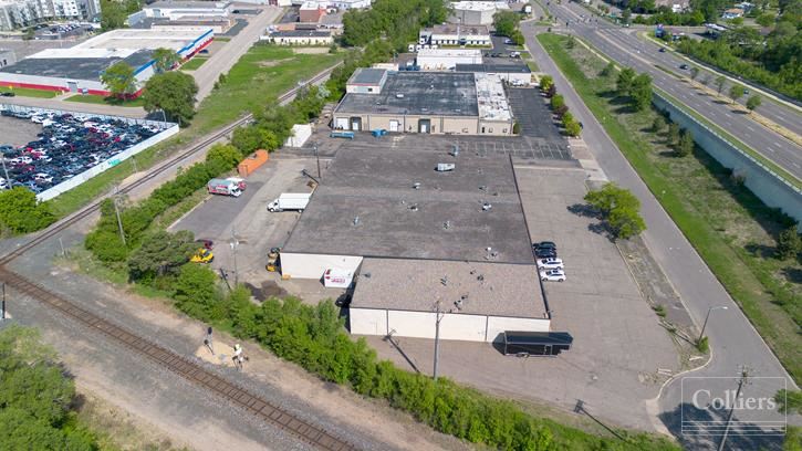 27,600 SF Industrial Building For Sale