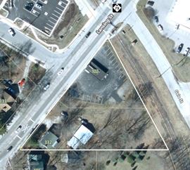 102 Lansing St