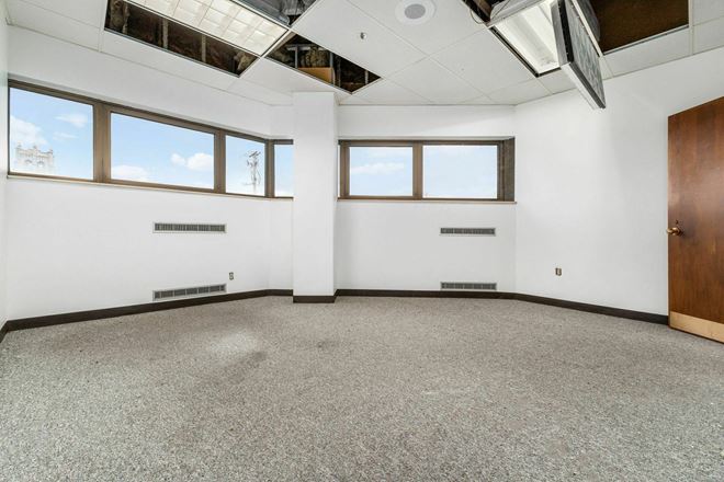 68 West Church Street, Suite 210
