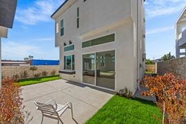 3215 S El Camino Real