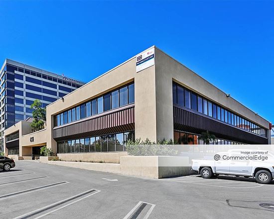 6351 Owensmouth Avenue, Woodland Hills, CA, 91367 - Office Building For  Lease