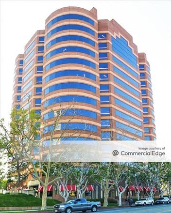 Barrister Executive Suites - Central Park at Toluca Lake
