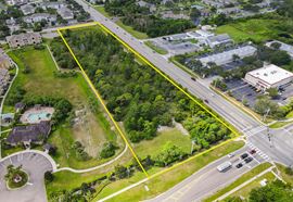 SE of Parkway Dr & N Wickham Rd