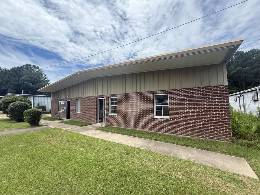 +/-8,000 SF Warehouse