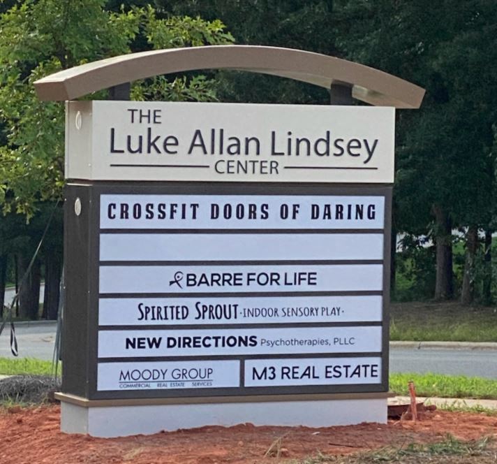 Allan Lindsey Center Executive Suites 136 Waxhaw Parkway, Waxhaw
