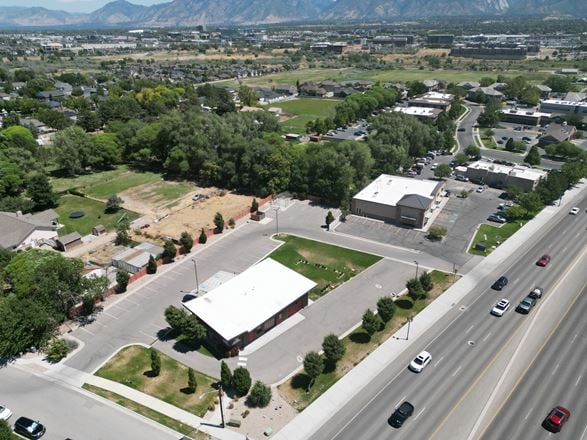 982 W South Jordan Parkway