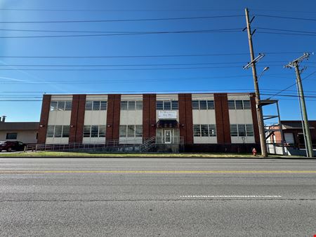 Photo of commercial space at 1415-1417 Elm Hill Pike in Nashville