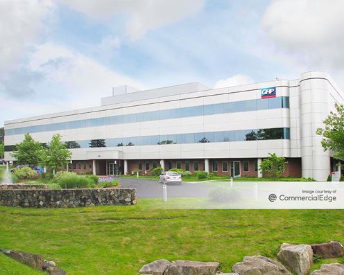 Northern Westchester Executive Park - 2649 Strang Blvd