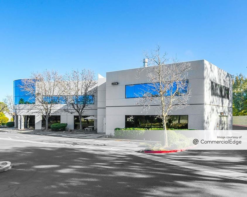 42310 Winchester Road, Temecula, CA Industrial Building