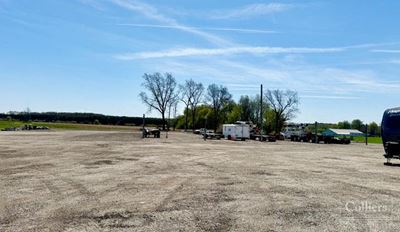3,000 to 12,100 SF Industrial/Flex Facility on 5.6 Acres - Ideal for Fleet Related Businesses