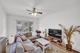 1024 Noyes St