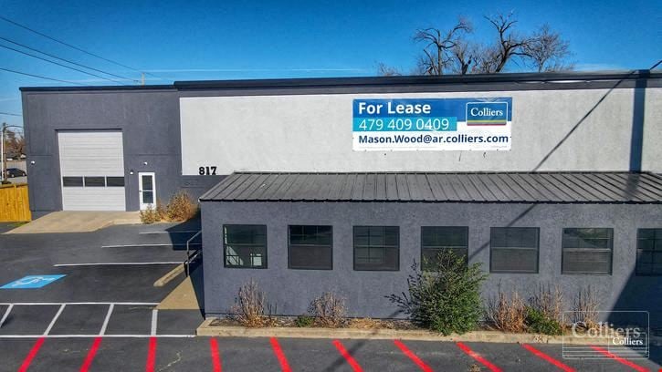 817 W Walnut Street, Rogers, AR