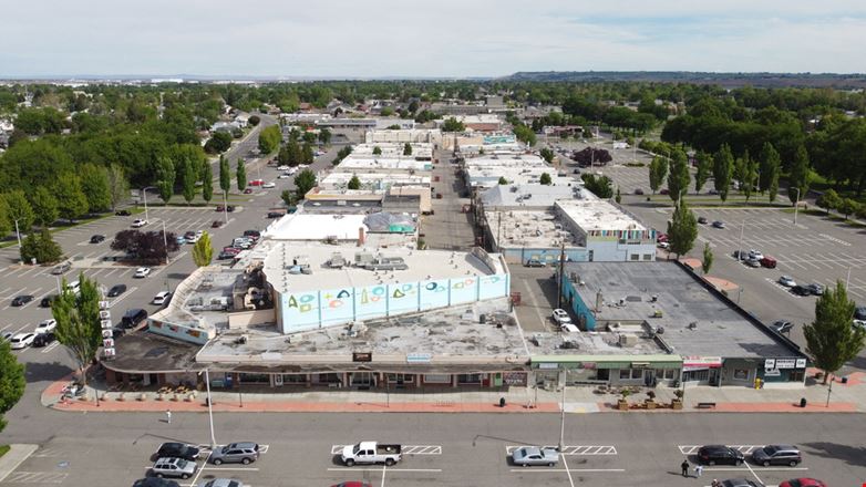 Uptown Shopping Center