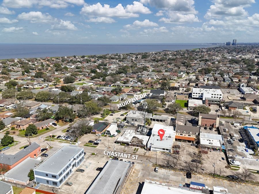 ±3,600 SF First Floor Space in Metairie