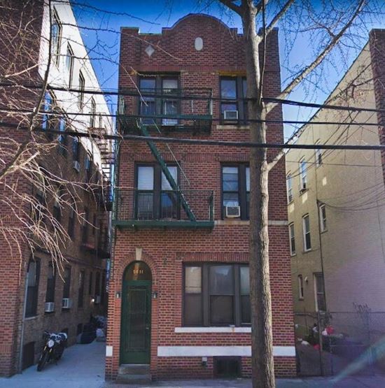 Sunnyside — 6-Unit Multifamily
