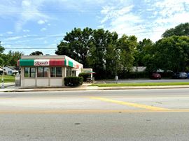 1,359 SF Freestanding Restaurant / Retail Building For Sale in Central Springfield