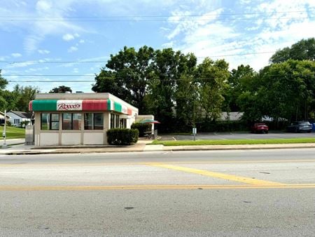 Photo of commercial space at 834 E Division Street in Springfield