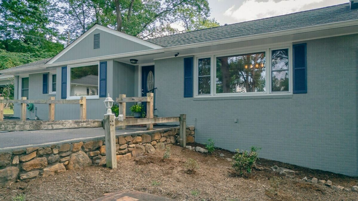 3042 Brambleton Ave SW