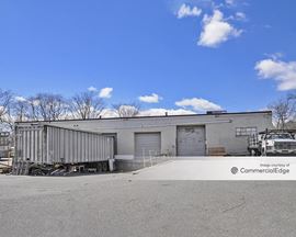 595-681 Old Willets Path