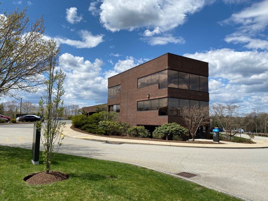 40 Industrial Park Road, Plymouth, MA Office Building