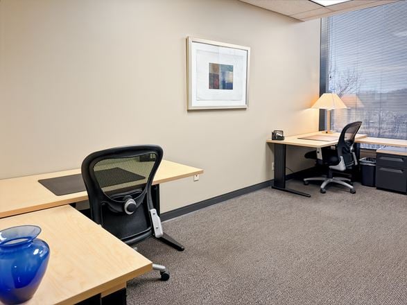 KS, Overland Park - Corporate Woods