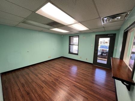 Photo of commercial space at 645 N Walnut Ave in New Braunfels