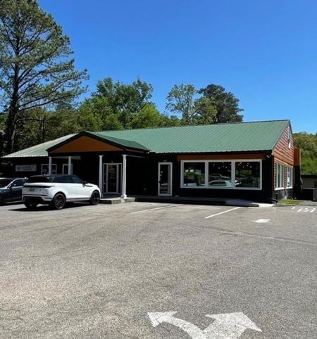 Retail space for Rent at 1401 Montgomery Highway in Vestavia Hills