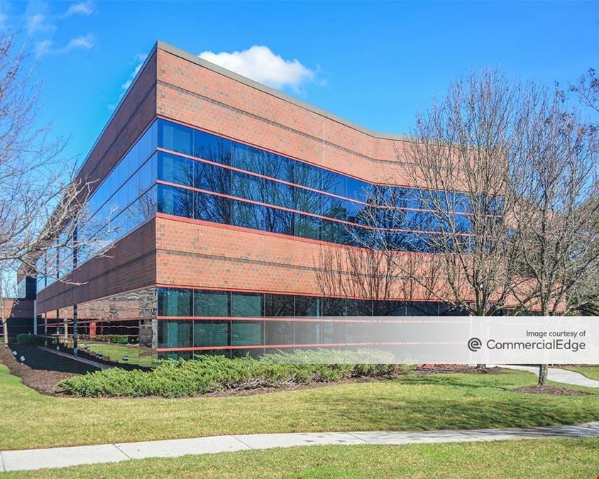 Innsbrook Corporate Center - Lake Brook Commons