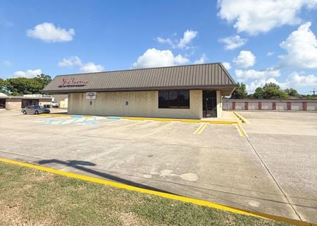 Retail space for Sale at 8433 West Saint Bernard Highway in Chalmette