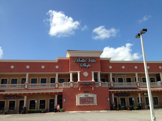 Bella Villa Shops