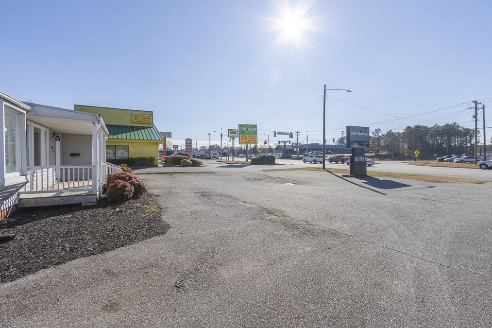 3312 N Main St.