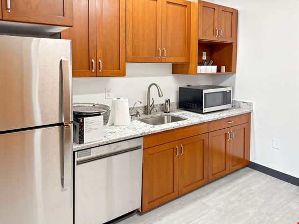 Regus - Eagan - Wood Dr