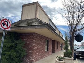 Office/Retail Space in Charming Downtown Reedley
