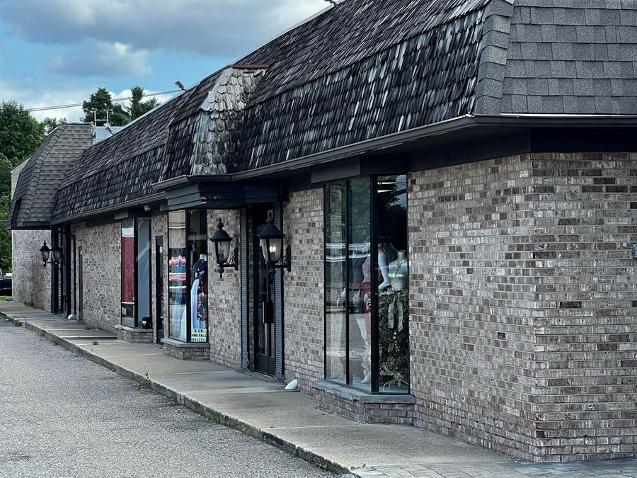 49550 & 49556 Van Dyke Avenue