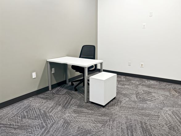 VA, Alexandria - 211 N Union