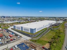 ±354,400 SF Logistics Center for Lease