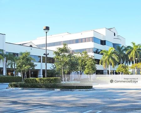 Office space for Rent at 2751 South Dixie Hwy in West Palm Beach