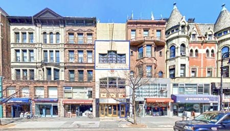 Retail space for Rent at 143 West 72nd Street in New York