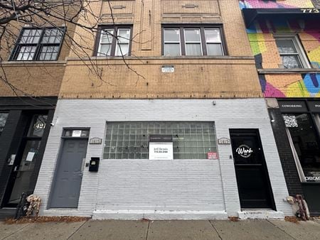 Office space for Rent at 1415 N Ashland Ave in Chicago