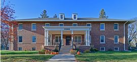 Fergus Falls Apartments - Historic Charm With Complete Restoration