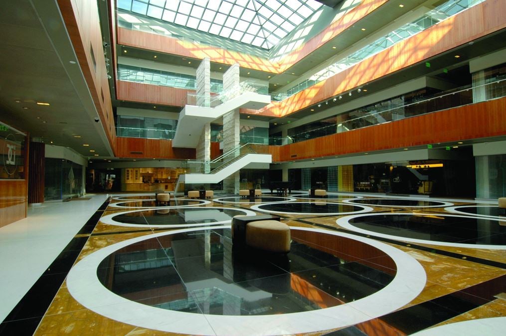 Headquarters Facility - Miromar Design Center