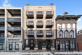 1102 W 18th St, Chicago, IL