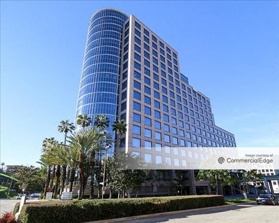 Playa District - 6701 Center Drive